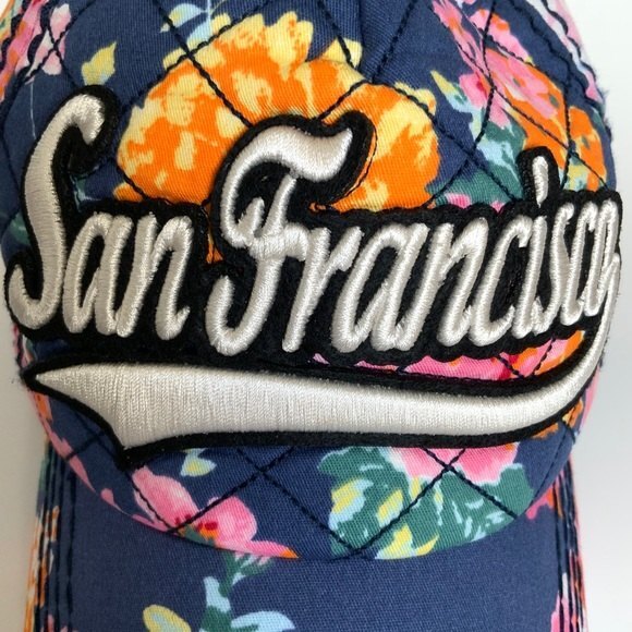 Robin Ruth Adjustable San Francisco Quilted Hat - Picture 12 of 12